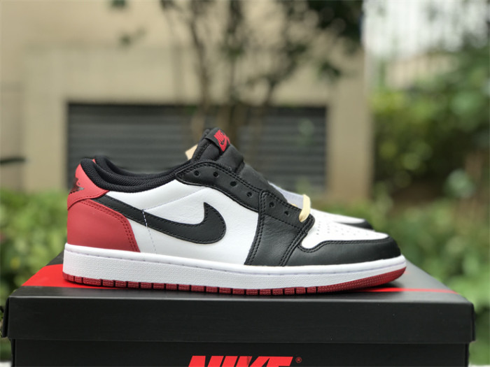 Authentic Air Jordan 1 Low “Black Toe”