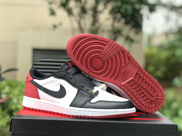 Authentic Air Jordan 1 Low “Black Toe”