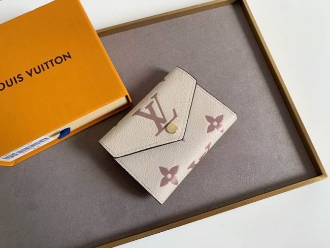 Super Perfect LV Wallet-551