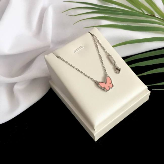 Van Cleef & Arpels Necklace-006