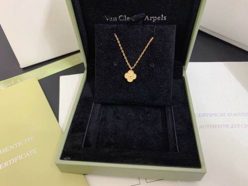 Van Cleef & Arpels Necklace-070