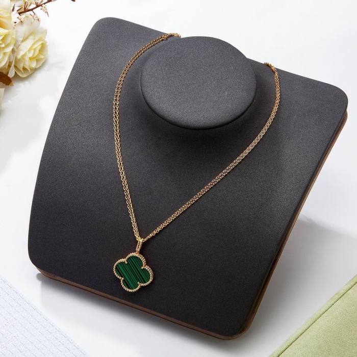 Van Cleef & Arpels Necklace-048