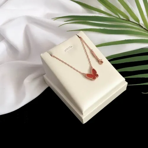 Van Cleef & Arpels Necklace-014