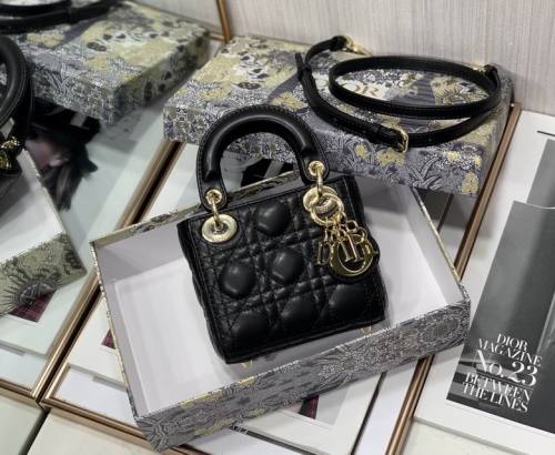 Dior Handbags AAA-204