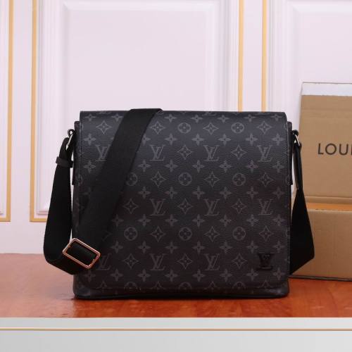 LV Hangbags AAA Men-050