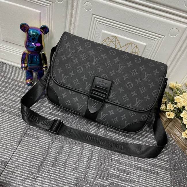 LV Hangbags AAA Men-076