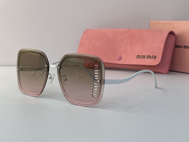 Miu Miu Sunglasses AAAA-442
