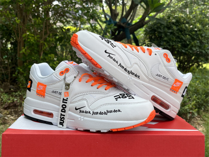 Authentic Nike Air Max 1“Just do it ”