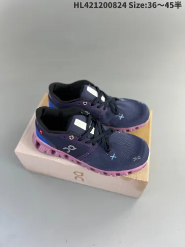 On Shoes women-116