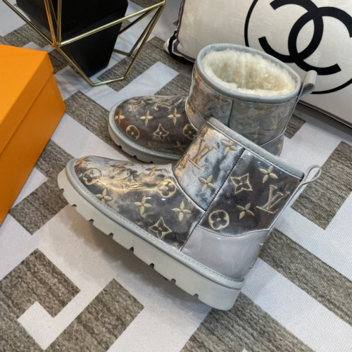 LV Women Shoes 1：1 Quality-940