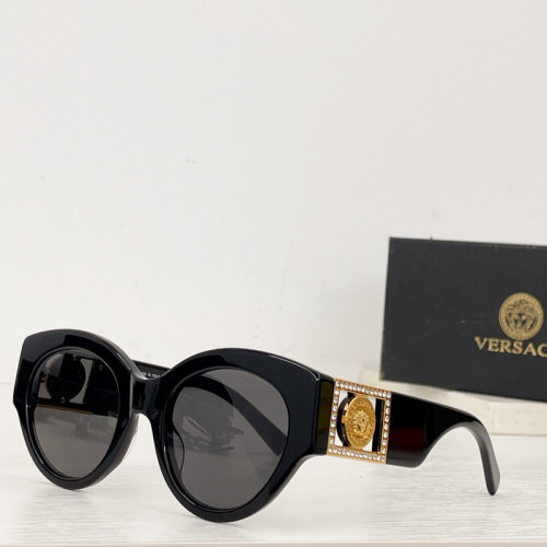 Versace Sunglasses AAAA-1918
