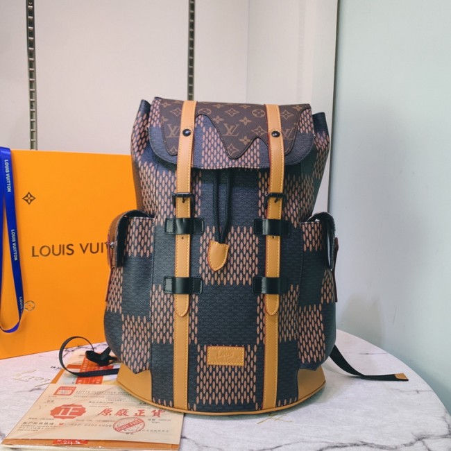LV Backpack 1：1 Quality-111