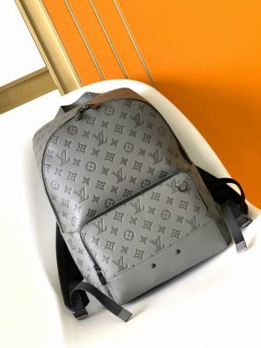LV Backpack 1：1 Quality-022