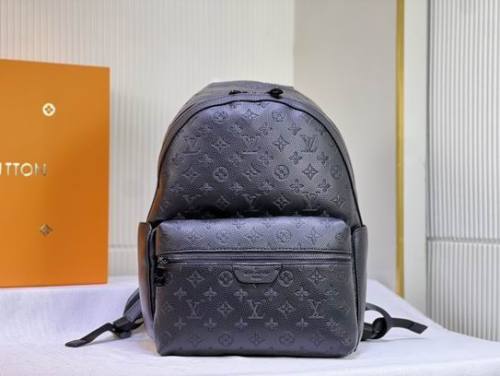 LV Backpack 1：1 Quality-043