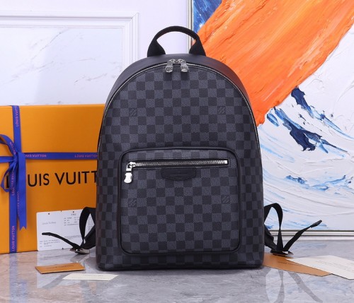 LV Backpack 1：1 Quality-051