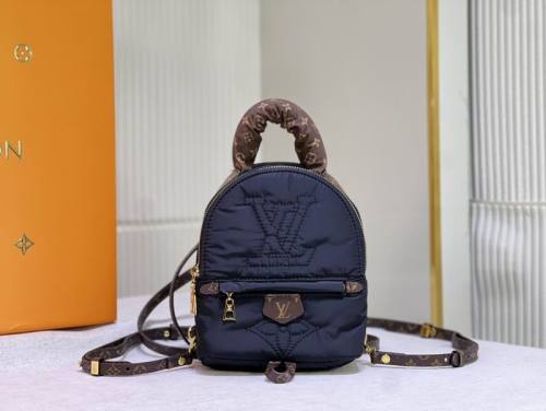 LV Backpack 1：1 Quality-005