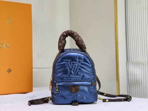 LV Backpack 1：1 Quality-004