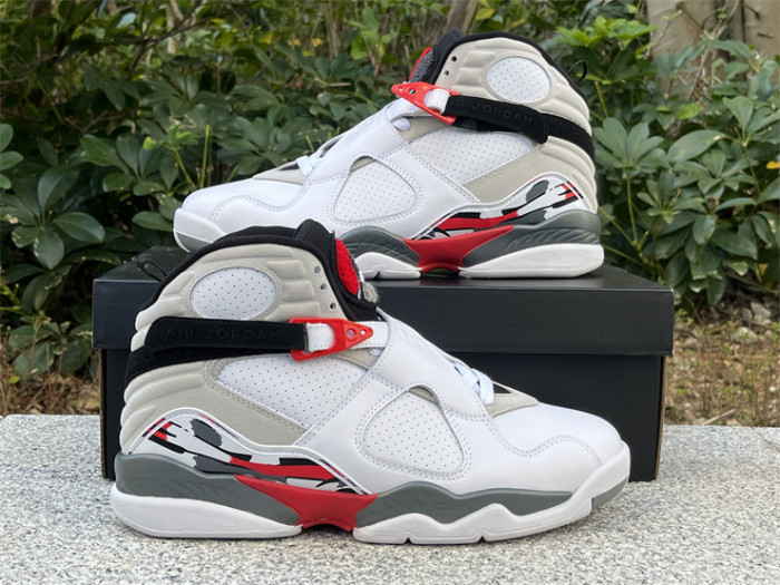 Authentic  Air Jordan 8 Retro Bugs Bunny