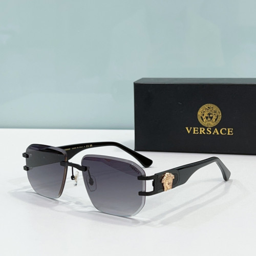 Versace Sunglasses AAAA-2061