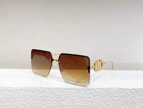 V Sunglasses AAAA-535