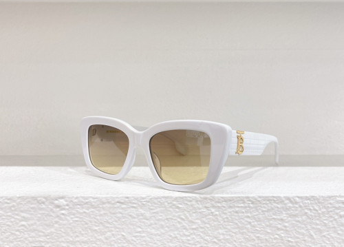 Burberry Sunglasses AAAA-2220