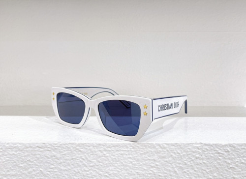 Dior Sunglasses AAAA-2592