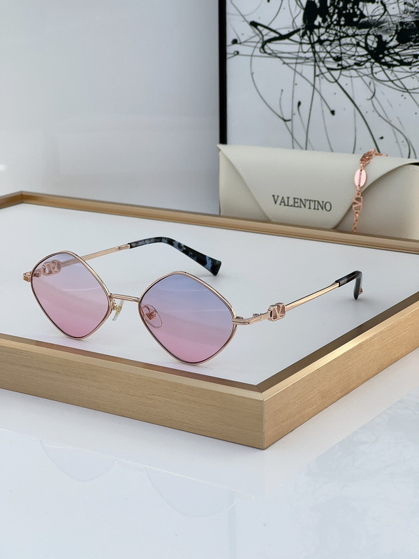 V Sunglasses AAAA-545