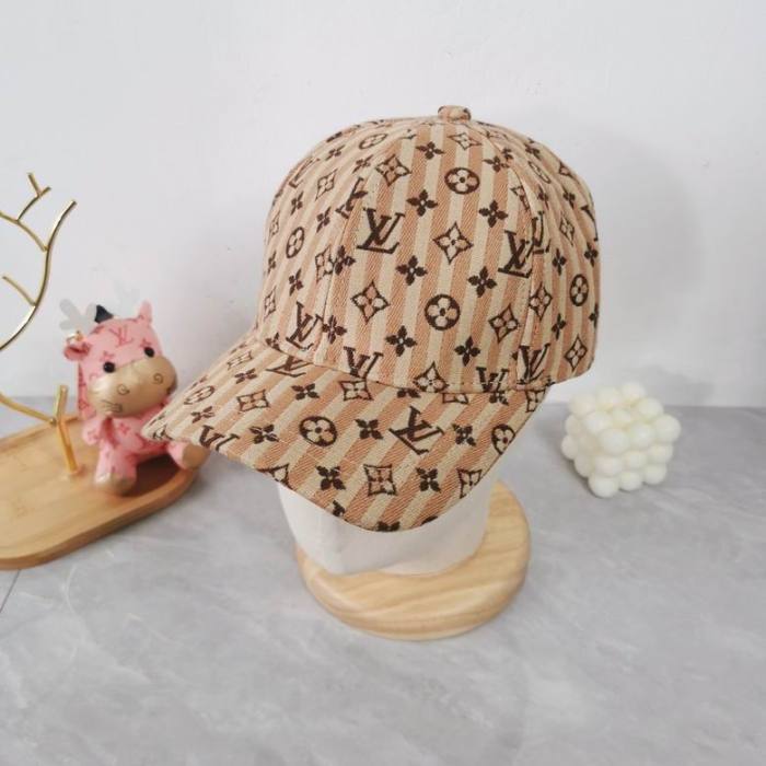 LV Hats AAA-1022