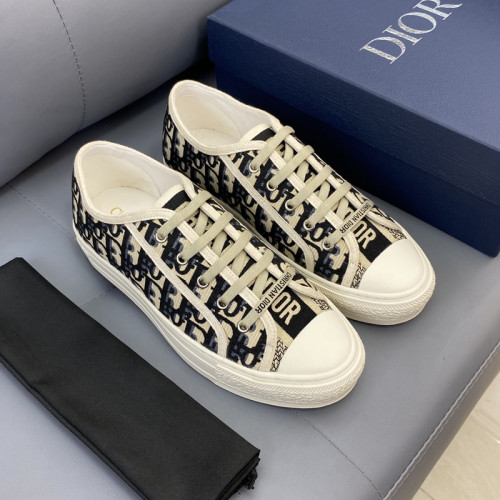 Dior Women Shoes 1：1 quality-577