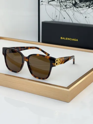 B Sunglasses AAAA-815