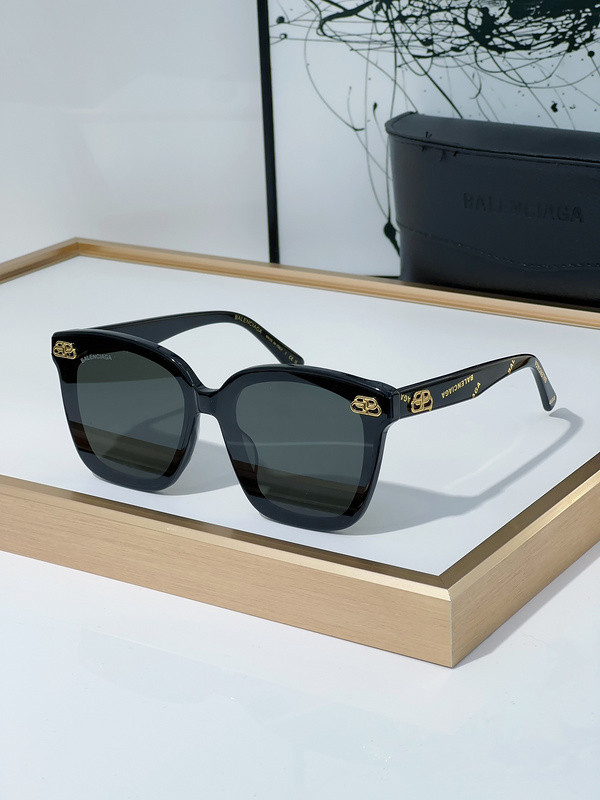 B Sunglasses AAAA-829