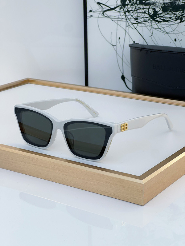 B Sunglasses AAAA-840