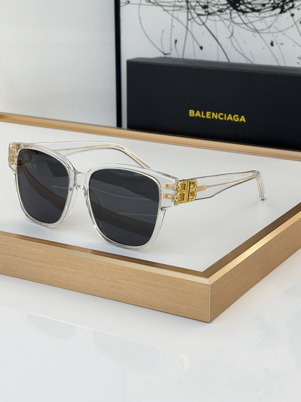 B Sunglasses AAAA-811