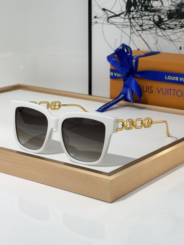 LV Sunglasses AAAA-4115