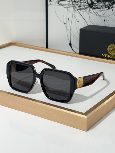 Versace Sunglasses AAAA-2321
