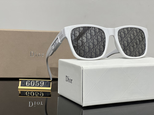 Dior Sunglasses AAA-813