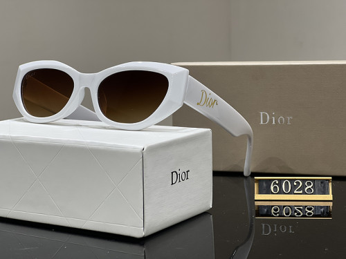 Dior Sunglasses AAA-825