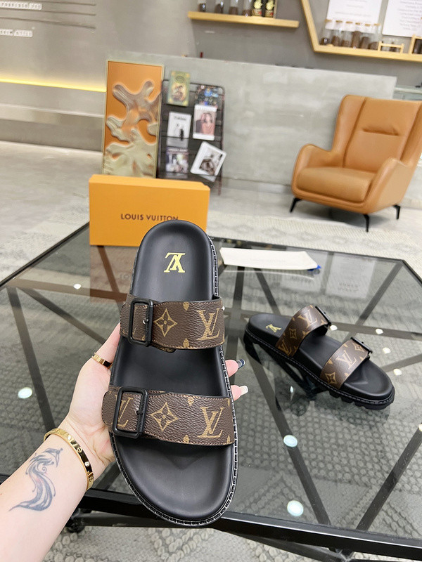 LV Sandals 1：1 Quality-805