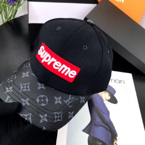 LV Hats AAA-044