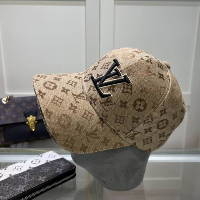 LV Hats AAA-640