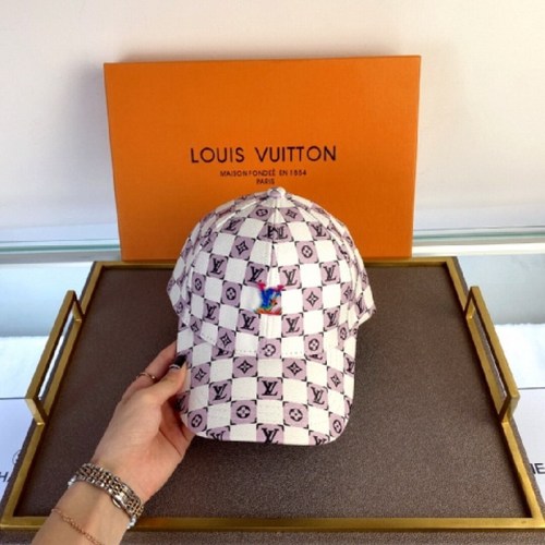 LV Hats AAA-026