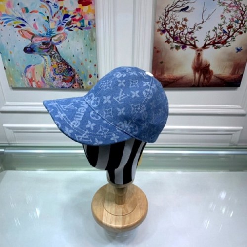 LV Hats AAA-061