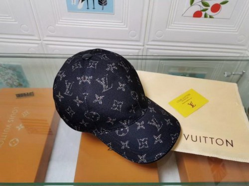 LV Hats AAA-256