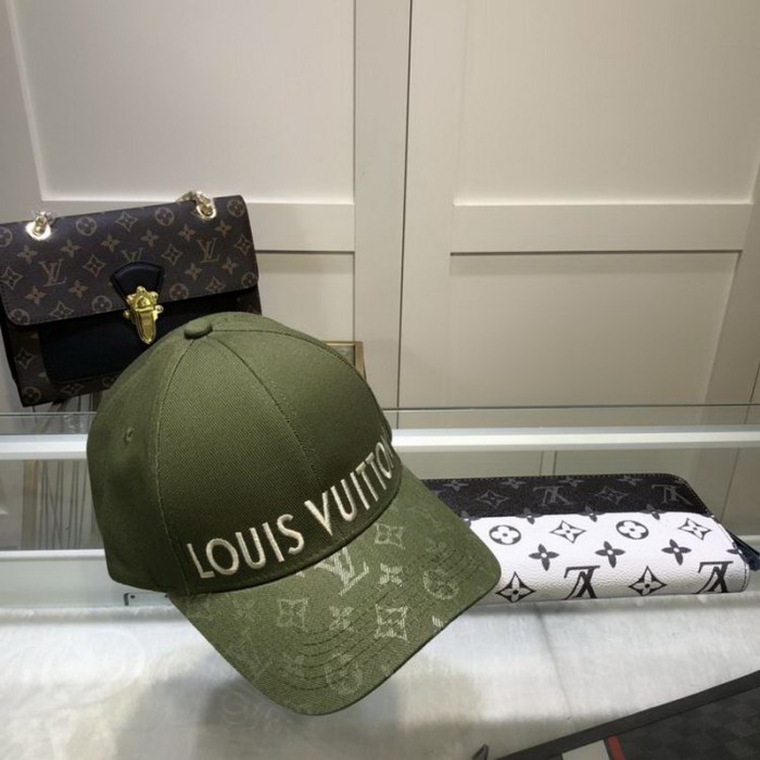 LV Hats AAA-177