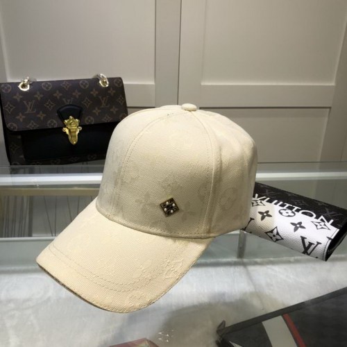 LV Hats AAA-189