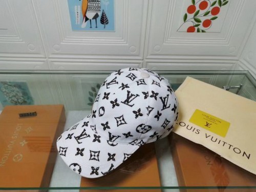 LV Hats AAA-262