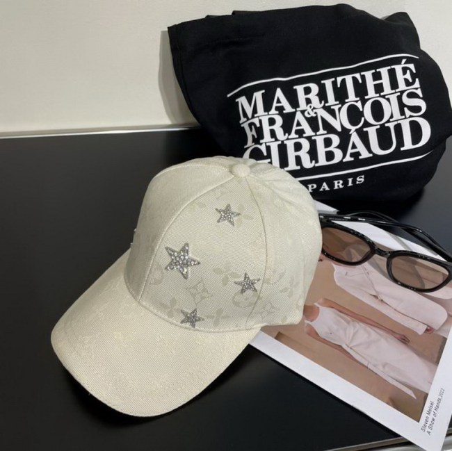 LV Hats AAA-494