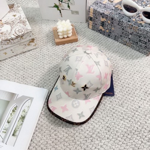 LV Hats AAA-773
