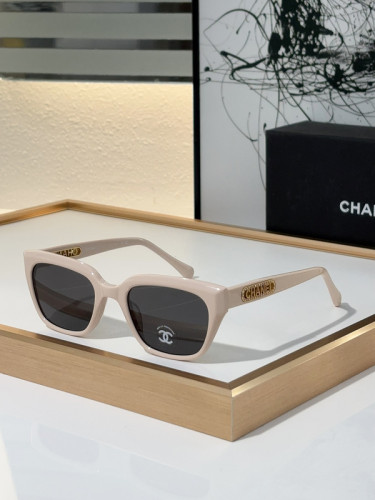 CHNL Sunglasses AAAA-4073