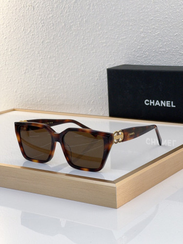 CHNL Sunglasses AAAA-4088